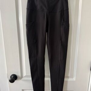 The North Face Black High-Waist Leggings with Side Pockets